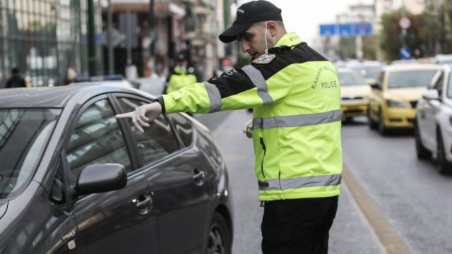 Άγνωστο πρόστιμο για τα τζάμια του αυτοκινήτου – Πότε έρχεται η «καμπάνα» της Τροχαίας