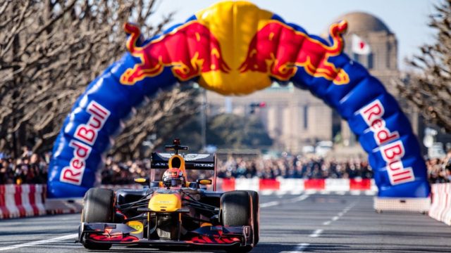 RED BULL SHOWRUN BY ALUMIL: Η πρωταθλήτρια Oracle Red Bull Racing για πρώτη φορά στην Ελλάδα!