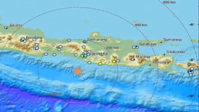 Σεισμός «γίγαντας» στην Ινδονησία