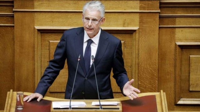 Αδιανόητη πρόταση υποψηφίου της ΝΔ και καθηγητή Ιατρικής: Πρότεινε διαλογή καρκινοπαθών για μείωση κόστους ΕΣΥ!