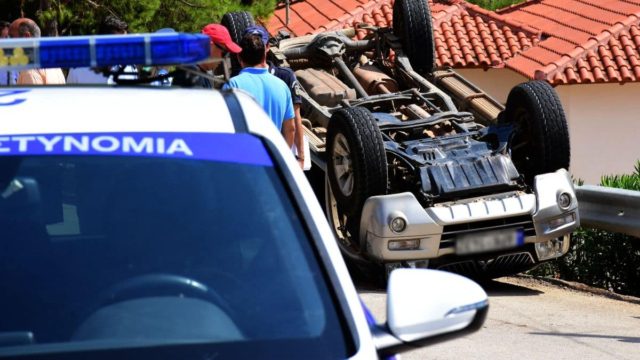Θήβα: Αποκαλυπτική αναφορά της ΕΛ.ΑΣ. για τον νεκρό άνδρα από σφαίρα στο κεφάλι – Το περίστροφο και οι ανοιγμένοι αερόσακοι