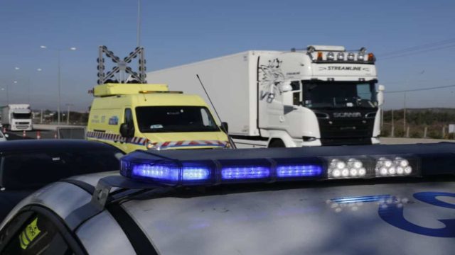 «Συναγερμός» στην Αττική: Καραμπόλα τεσσάρων οχημάτων στη Λεωφόρο Αλίμου – Κατεχάκη