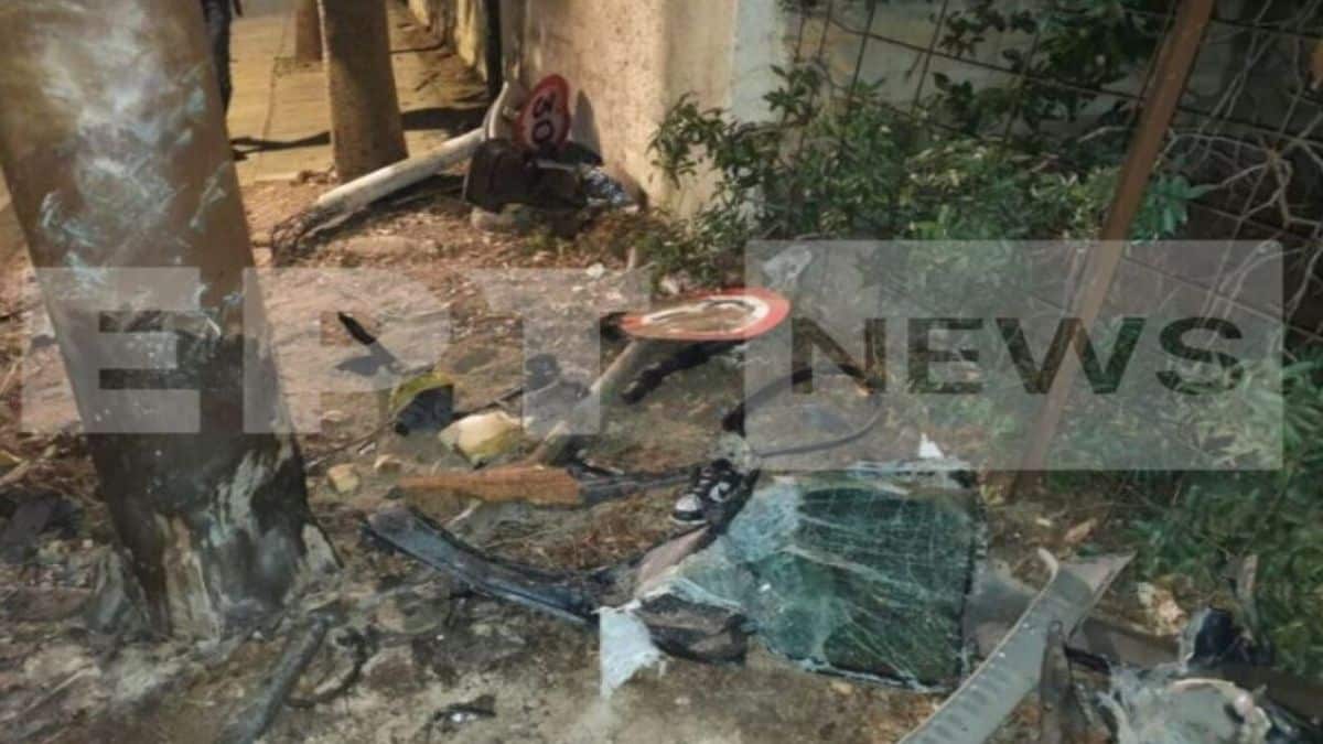 Σοβαρό τροχαίο στο Κορωπί – Σε κρίσιμη κατάσταση ο οδηγός (video)