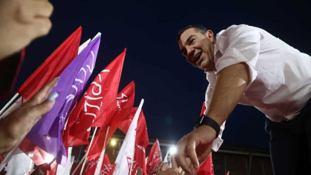 Η επόμενη μέρα της πανωλεθρίας στον ΣΥΡΙΖΑ – Τελειώνει ο Αλέξης Τσίπρας; Πιέσεις για συνέδριο μετά τις αυτοδιοικητικές εκλογές