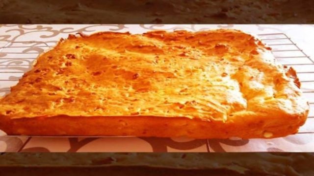 Τυρόπιτα στο «πιτς φυτίλι» με όσα τυριά θέλετε – Το μυστικό είναι στο φύλλο!
