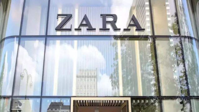 Σικάτα για όλες τις ώρες: Τα καφέ φλατ σανδάλια από τα ZARA με 49,95 ευρώ που θα απογειώσουν τα καλοκαιρινά outfits σας