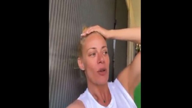 Έξαλλη η Ζέτα Μακρυπούλια: «Δεν μου έχει συμβεί πουθενά αυτό! Ήταν δύο κοπέλες που…» (Video)