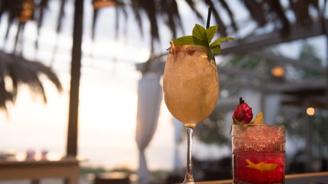 3 φανταστικά all day bar στην Σαρωνίδα