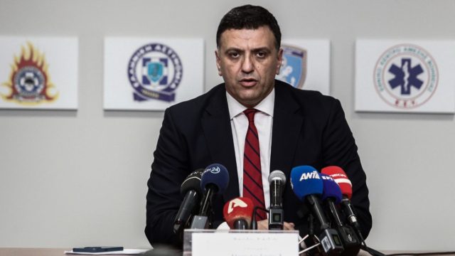 Κικίλιας για πυρκαγιές: Συνεχίζουμε να δίνουμε δύσκολες μάχες – «Προτεραιότητά μας η προστασία της ανθρώπινης ζωής»