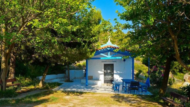 Άγιος Ιωάννης των Λατομείων: Το γραφικό εκκλησάκι δίπλα στην Αθήνα για ηρεμία και γαλήνη