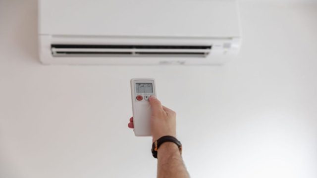 Air condition στον καύσωνα: Η επικίνδυνη λοίμωξη που οδηγεί μέχρι το θάνατο! Αυτά είναι τα ύπουλα συμπτώματα