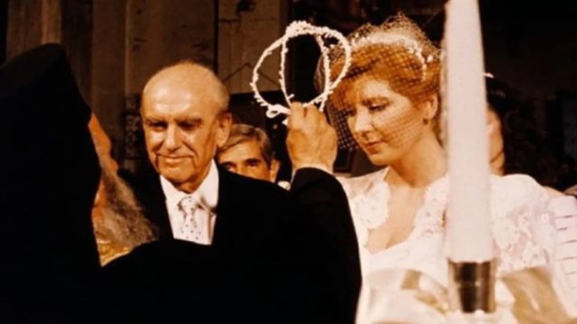 «Αποκατέστησα το κορίτσι»: Όταν ο 70χρονος  Ανδρέας Παπανδρέου παντρεύτηκε την 35χρονη Δήμητρα Λιάνη και «σείστηκε» το πανελλήνιο (Video)