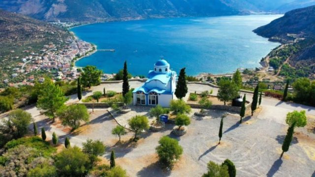 2 ώρες από την Αθήνα: Ο κοντινός προορισμός που συνδυάζει βουνό και θάλασσα – Ιδανικό μέρος για διήμερο