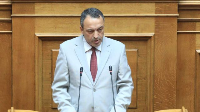 Στίγκας κρατά αποστάσεις από Κασιδιάρη: «Ποτέ δεν υπήρξα ούτε μπροστινός ούτε εντολοδόχος – Εντολές δεν πρόκειται να πάρω από κανέναν»
