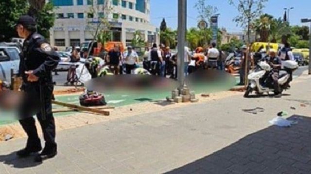 Βομβιστική επίθεση στο Ισραήλ – «Σφαγή» με τουλάχιστον 10 τραυματίες στο Τελ Αβίβ