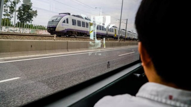 Ακινητοποιήθηκε συρμός Προαστιακού στη Νερατζιώτισσα – Σημαντικές καθυστερήσεις