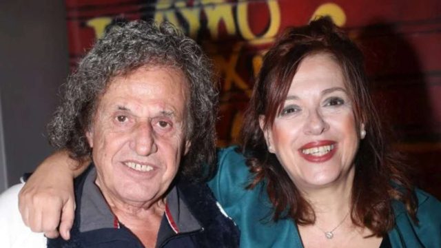 Μαμά και κόρη σαν φωτοτυπίες: Η σπάνια φωτογραφία της Ελένης Ράντου με τη Νικολέττα Παπακωνσταντίνου