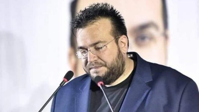 Φίλιππος Kαμπούρης: Μέσα σε 15 μήνες έχασε μπαμπά, μαμά και αδερφή – «Με άφησαν πίσω… Σήμερα είναι πάνω εκεί ψηλά μαζί αγκαλισμένοι» (photo)