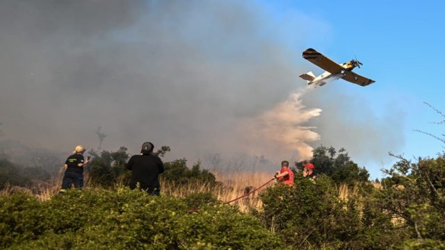 Φωτιά στην Ηλεία: Μήνυμα του 112 για Παλαιοβαρβάσαινα, Καρούτες, Στρέφι και Σμίλα