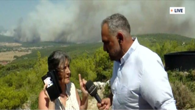 «Βοήθεια! Δεν πετάει τίποτα εδώ και ώρα. Βρισκόμαστε στο έλεος ανίκανων ευθυνόντων! Πού είναι το κράτος;» – Κραυγή αγωνίας από κάτοικο Πανοράματος Μάνδρας (Video)