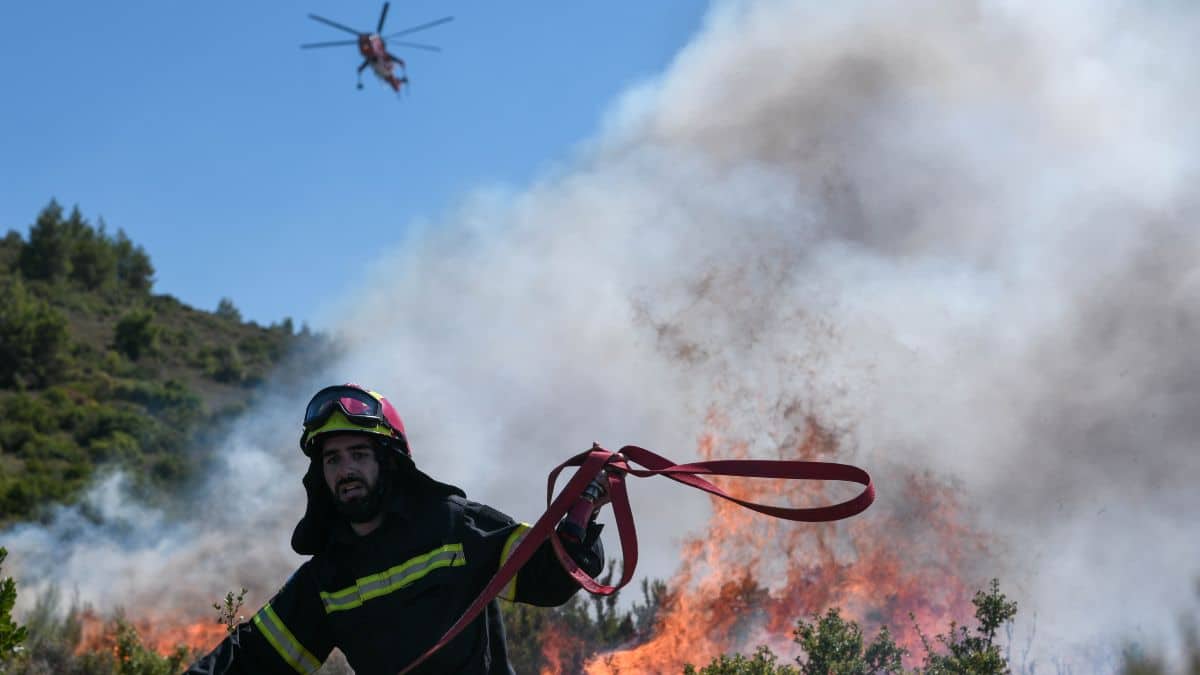 Φωτιές σε Σουφλί και Κρήτη