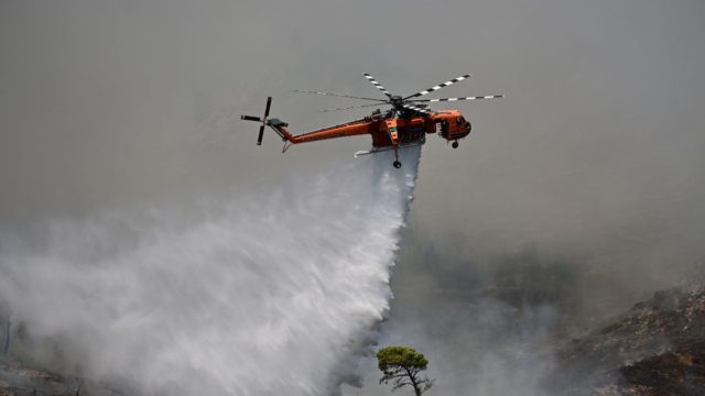 Ορατός στην Αφρική ο καπνός από την φωτιά στα Δερβενοχώρια – Διένυσε σχεδόν 700 km (photo)