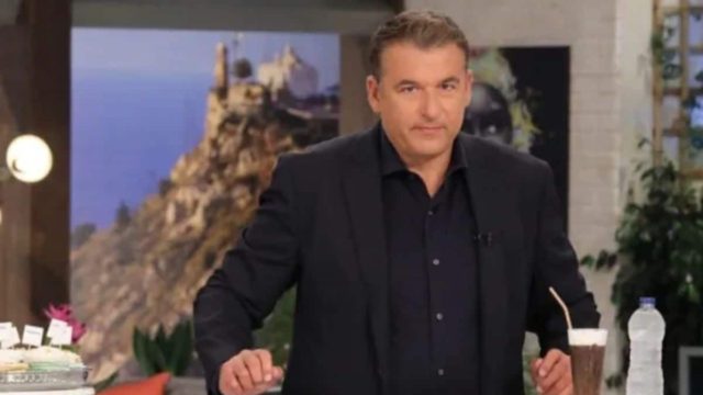 «Μαχαιριά» για τη Φαίη Σκορδά: Γάμος για τον Γιώργο Λιάγκα στις 19 Αυγούστου – Βάζει στεφάνι στην Τήνο με την 35χρονη σύντροφό του