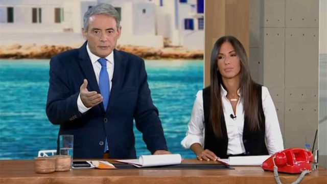 Ανθή Βούλγαρη: Επική στιγμή στον αέρα του Mega – «Σας επιτρέπω! Μόνη μου χειροκροτάω…»