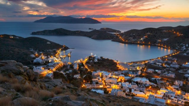 Η νέα βασίλισσα: Το νησί που άλλαξε προς το καλύτερο μοιάζει πλέον με την κούκλα Μύκονο πριν το 2018!