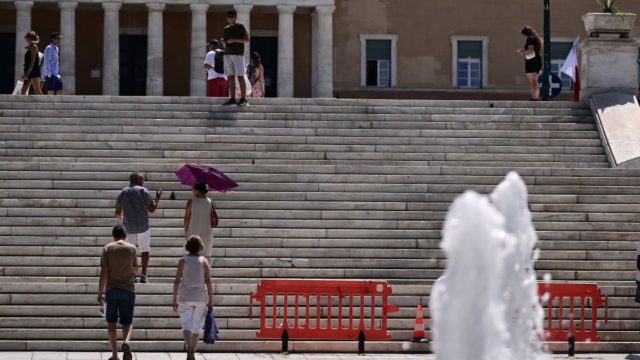Καιρός σήμερα 8/7: Καζάνι που…βράζει η χώρα – Στους 36 βαθμούς ο υδράργυρος – Σε ποιες περιοχές θα βρέξει
