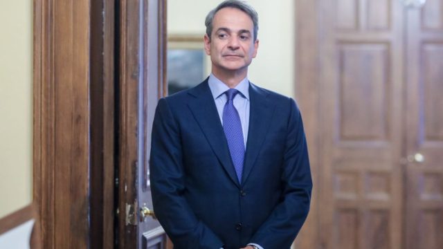 Κυριάκος Μητσοτάκης – Προγραμματικές Δηλώσεις: Τα μέτρα «έκπληξη» που θα ανακοινώσει στη Βουλή – Η αύξηση βασικού μισθού και τα επιδόματα (video)