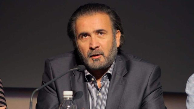 Έξαλλος ο Λάκης Λαζόπουλος: «Μυκονιάζουμε! Αυτή η κατάσταση πάει να καθιερωθεί στον τουρισμό»