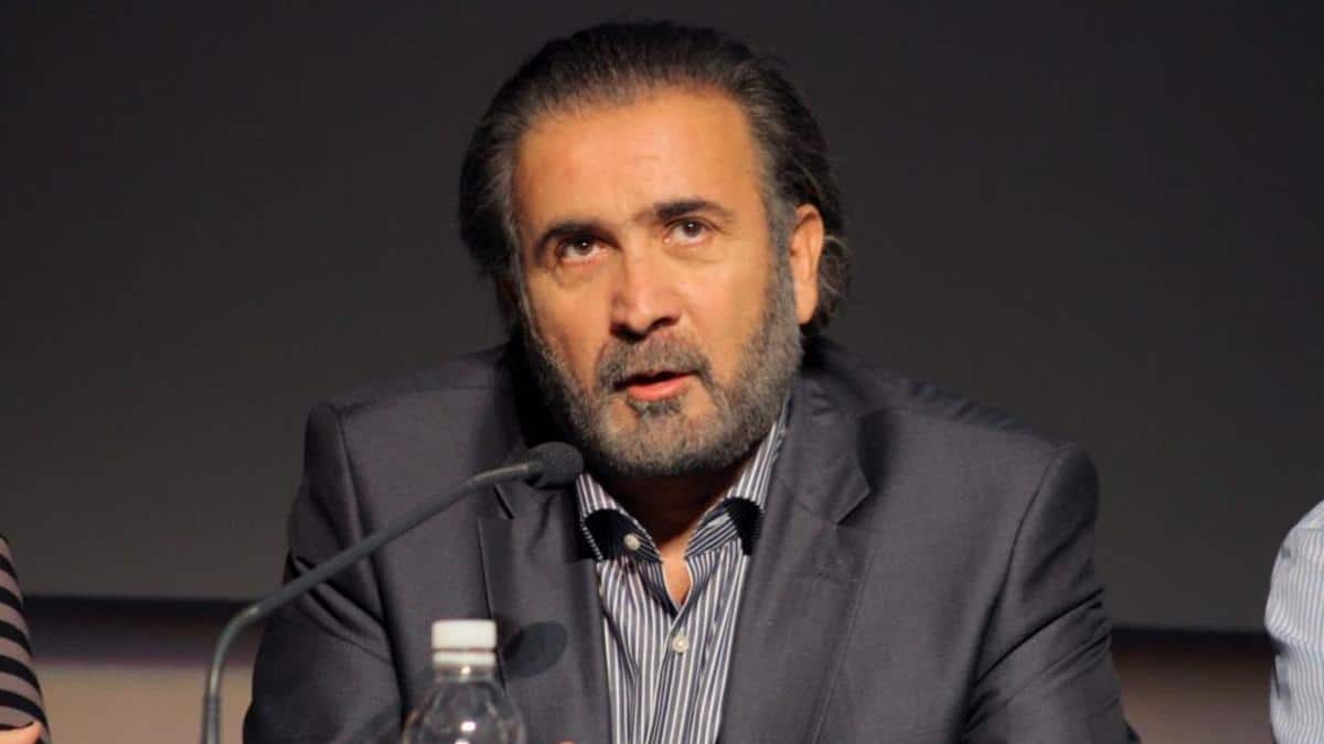 Έξαλλος ο Λάκης Λαζόπουλος: «Μυκονιάζουμε! Αυτή η κατάσταση πάει να καθιερωθεί στον τουρισμό»