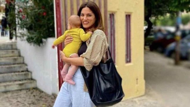 Ξεσπά η Μαίρη Συνατσάκη: «Κανείς δεν ξέρει τι έχω περάσει για να γίνω μάνα»