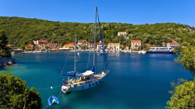 «Μυθικός» προορισμός: Το ελληνικό νησάκι του Ιονίου που λάτρεψε ο Όμηρος και μαγεύει με την πρώτη ματιά
