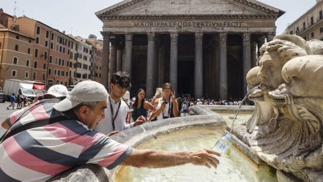 «Καμίνι» που βράζει και η Ρώμη: Αυξήθηκαν οι εισαγωγές στα νοσοκομεία – Στους 41,8°C το θερμόμετρο!