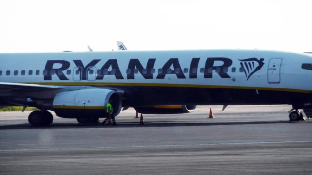 Ryanair: Προσφορά αστραπή! Πτήσεις από 24,99 ευρώ για ταξίδια από Αύγουστο μέχρι και Οκτώβριο
