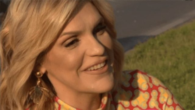 Σάσα Σταμάτη: «Κανείς δεν πήγε να τα μαζέψει» – Η σοκαριστική εικόνα με τα ελάφια στην καμένη περιοχή της Μάνδρας