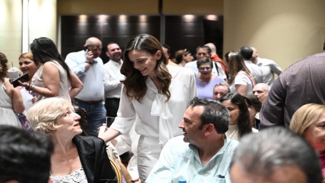 ΣΥΡΙΖΑ: Ανοίγουν τα χάρτια τους οι υποψήφιοι διάδοχοι στην Κεντρική Επιτροπή! Απών ο Αλέξης Τσίπρας – Κατέθεσε υποψηφιότητα ο Στέφανος Τζουμάκας και ο Παύλος Πολάκης (Video)