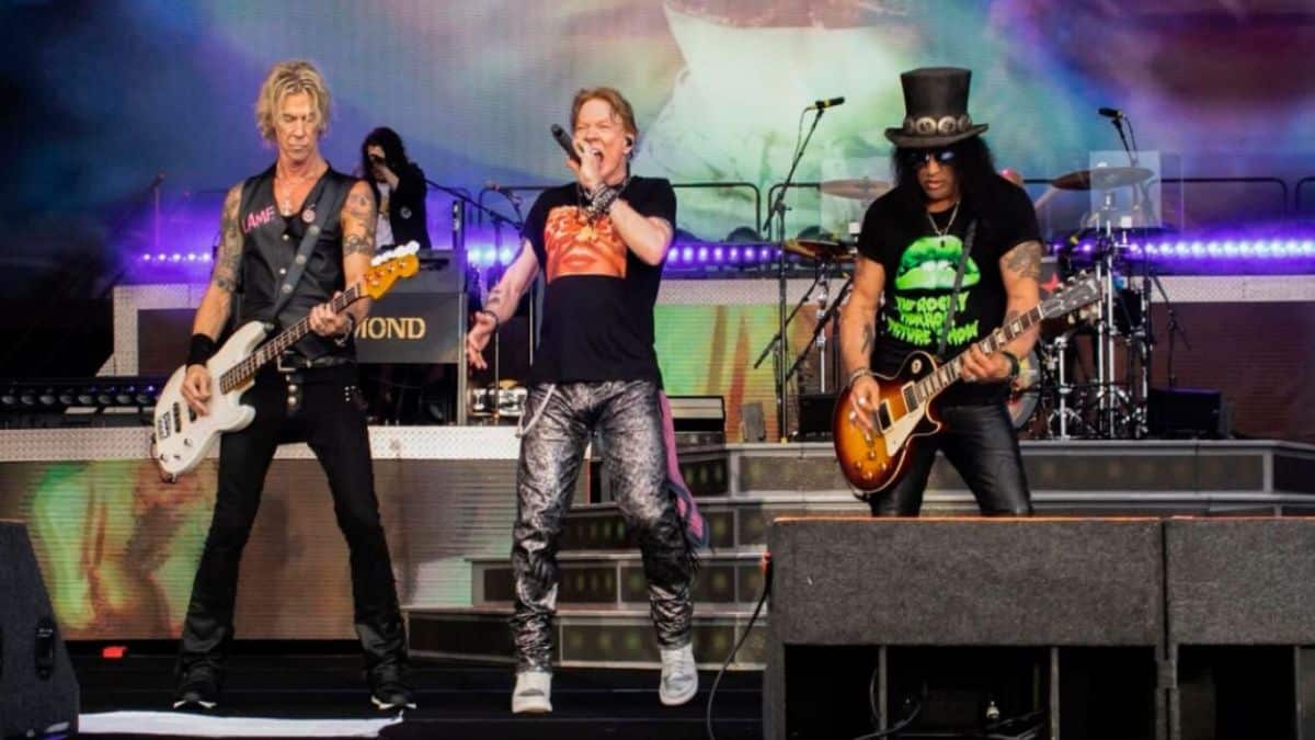 Guns N’ Roses: Η ιστορία της θρυλικής μπάντας που καταφθάνει στην Αθήνα για μια μοναδική συναυλία στις 22 Ιουλίου στο ΟΑΚΑ!