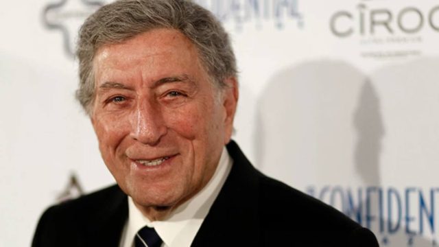 Πέθανε ο θρυλικός τραγουδιστής Tony Bennett