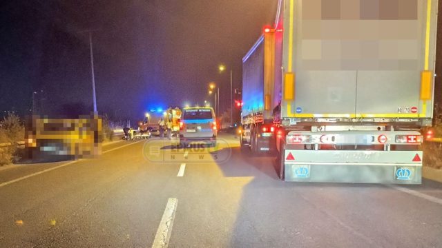 Σφοδρό τροχαίο στα Γιάννενα: Τράκαραν δύο μοτοσικλέτες – Βαρύτατα τραυματισμένη 22χρονη οδηγός (video & photos)