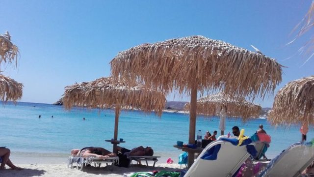 Παρθένες παραλίες, φθηνές τιμές: Το υποτιμημένο νησί που τα έχει όλα θα απορείς πώς δεν το επέλεγες τόσα χρόνια