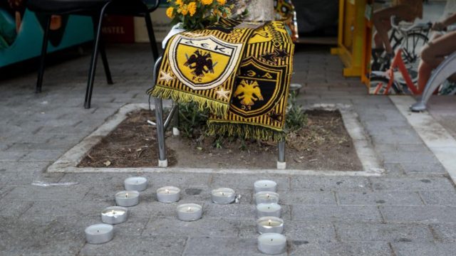 Με έμφραγμα στον Ερυθρό Σταυρό η μητέρα του αδικοχαμένου Μιχάλη που μαχαιρώθηκε μέχρι θανάτου στη Νέα Φιλαδέλφεια!