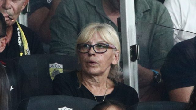 Νέα Φιλαδέλφεια: «Δεν της ήταν εύκολο, αλλά ήταν εκεί» – Οι Κροάτες υποκλίθηκαν στη μητέρα του Μιχάλη Κατσουρή (video)