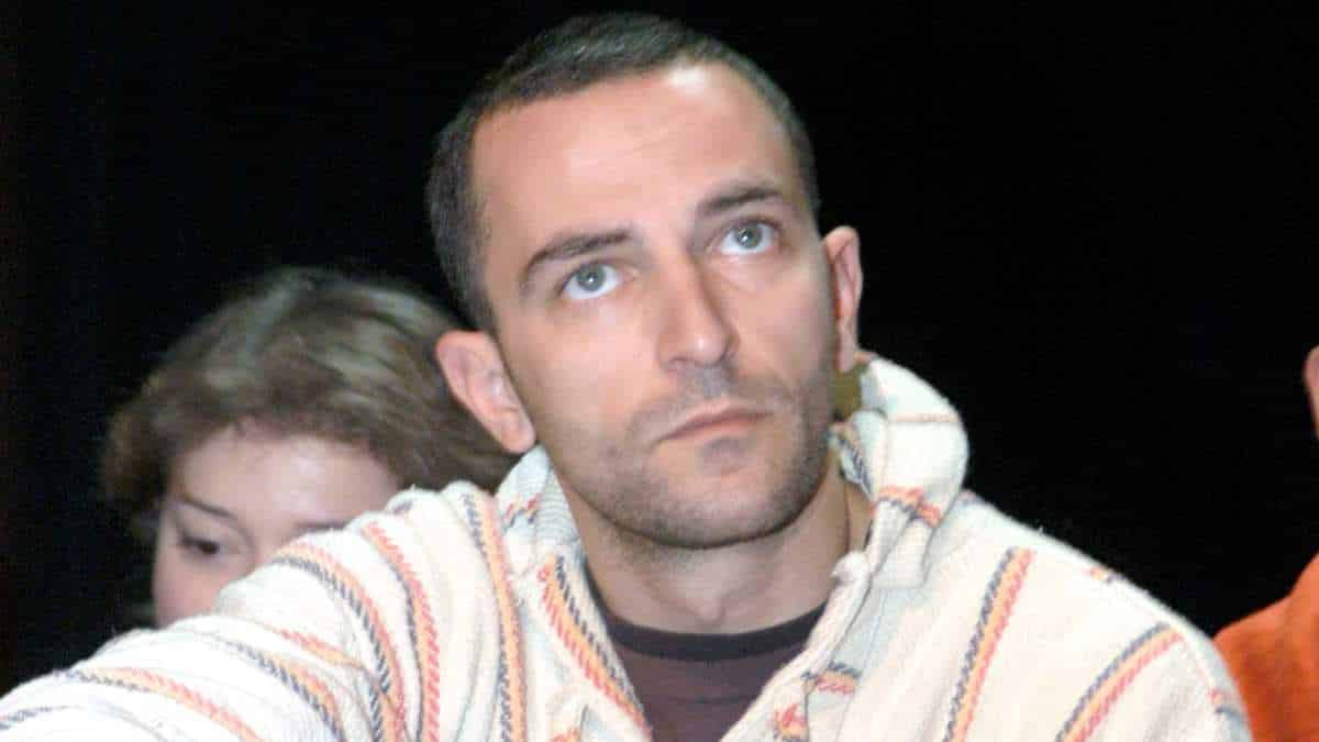 Έφη Μπίρμπα: Αυτή είναι η κούκλα σύζυγος του Άρη Σερβετάλη – Η γνωριμία και οι δυσκολίες (photos)