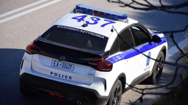 Κανονικό θρίλερ η δολοφονία της τουρίστριας στο Πήλιο: «Όλα τα σενάρια είναι ανοιχτά», λέει η ΕΛΑΣ – Τι κατέθεσε ο σύζυγός της που τη βρήκε νεκρή (video)