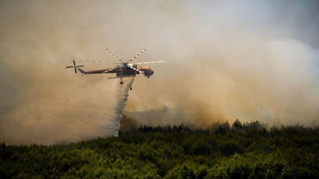 Φωτιά στην Αλεξανδρούπολη: Νέο μήνυμα 112 στους κατοίκους της πόλης – «Παραμείνετε σε εσωτερικούς χώρους»