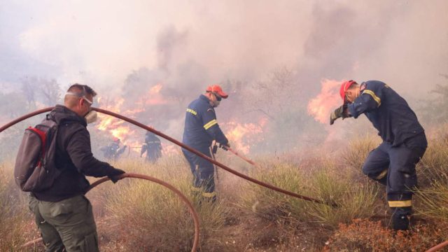 Φωτιές: Σε εξέλιξη για 11η μέρα η πυρκαγιά στον Έβρο, αναζωπυρώσεις και στη Ροδόπη – Ενεργές καύσεις σε Πάρνηθα και Βοιωτία