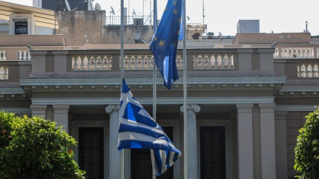 Γερμανικός Τύπος: Από το χείλος της χρεοκοπίας, πρωταθλήτρια στην ανάπτυξη –  «Στην Ελλάδα επικρατεί ευφορία»